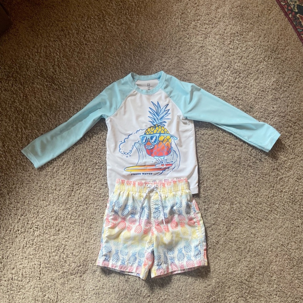 4t Gap boys baby swim set